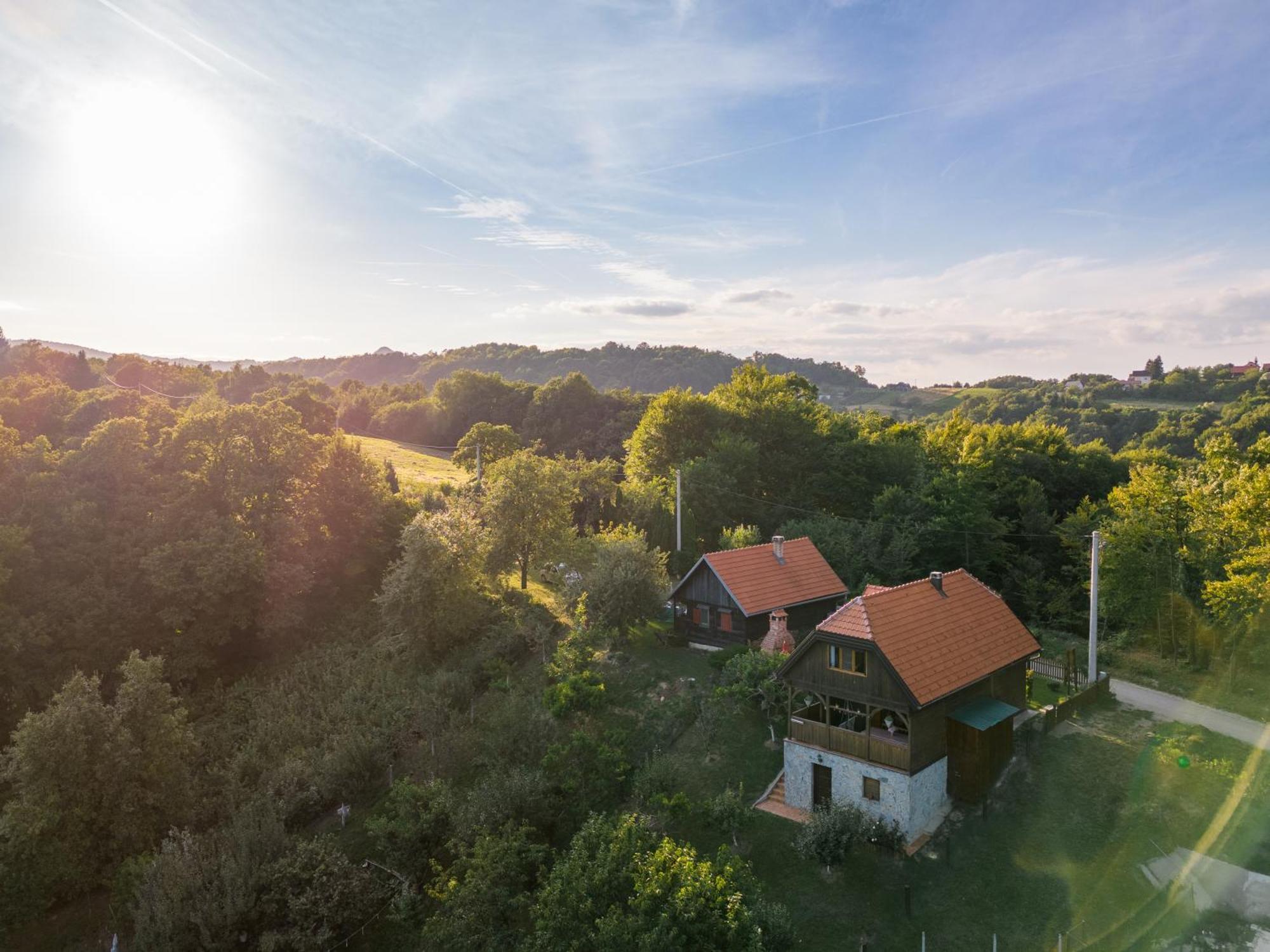 Villa Kuca Za Odmor Poljanica Okicka Jastrebarsko Exterior foto