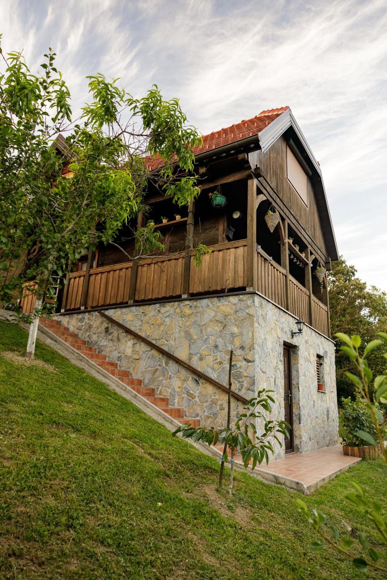 Villa Kuca Za Odmor Poljanica Okicka Jastrebarsko Exterior foto