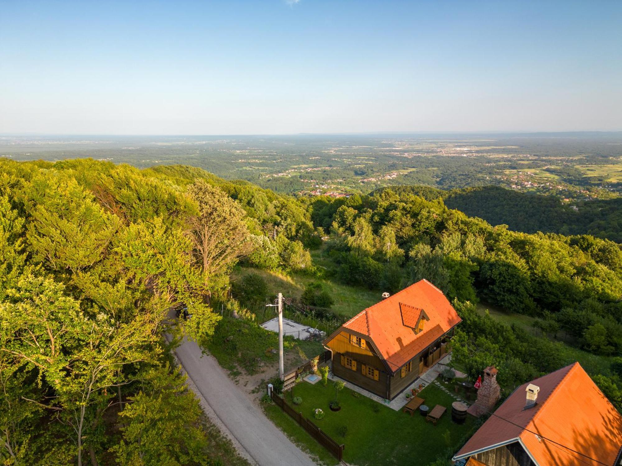 Villa Kuca Za Odmor Poljanica Okicka Jastrebarsko Exterior foto